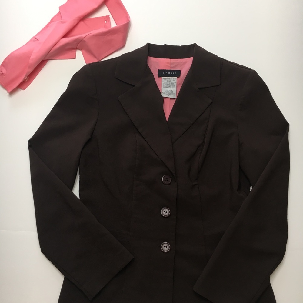 B. Smart 2-pc Brown Skirt Suit, sz 6 - Picture 4 of 7